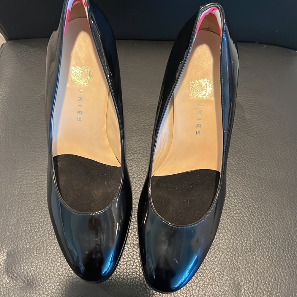 Ukies womens black patent leather heels size 9 - Picture 5 of 8